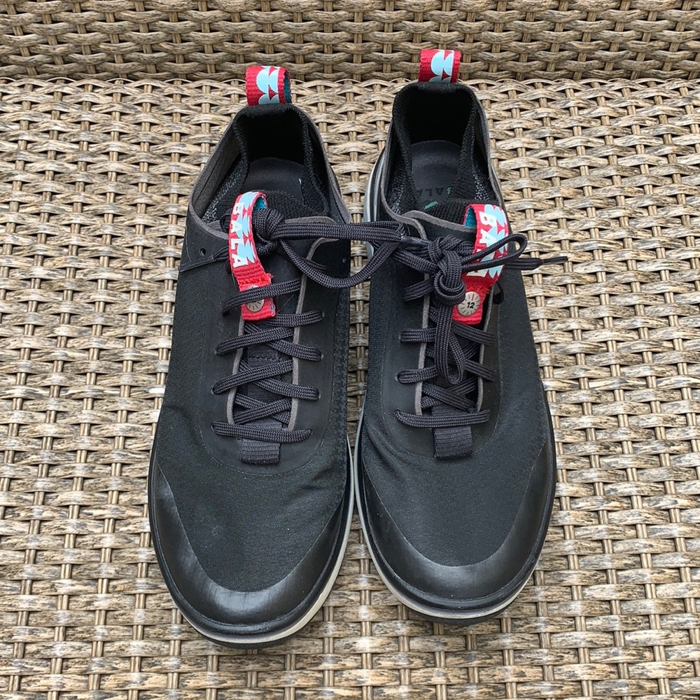 Black Nursing shoes. BALA twelves. Women’s 8